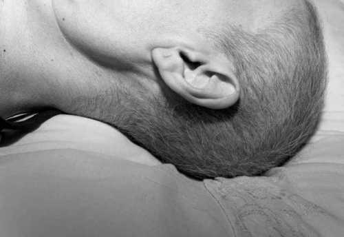 ArtChart | Untitled from the Mano series by Zahra Motallebi