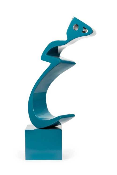 ArtChart | Standing Heech by Parviz Tanavoli