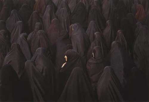 ArtChart | Untitled from Rapture by Shirin Neshat