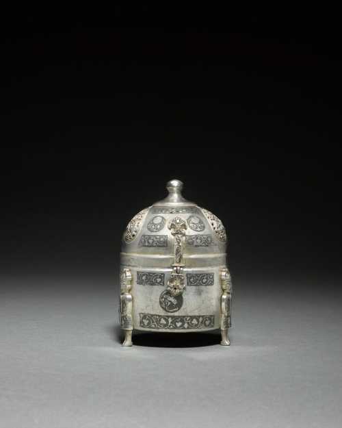 ArtChart | A Seljuq nielloed silver incense burner, Persia or Central Asia, 11th/12th century by Unknown Artist