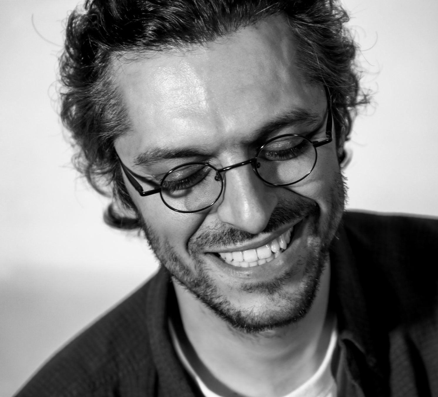 آرتچارت | آثار هنری هنرمند علی بهشتی