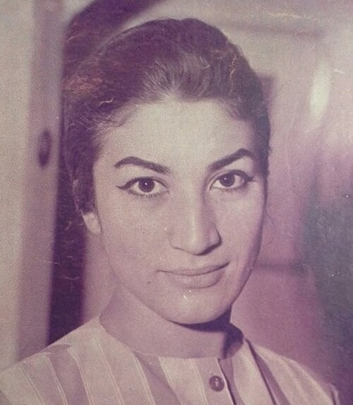 ArtChart | Artworks by Artist Forough Farrokhzad