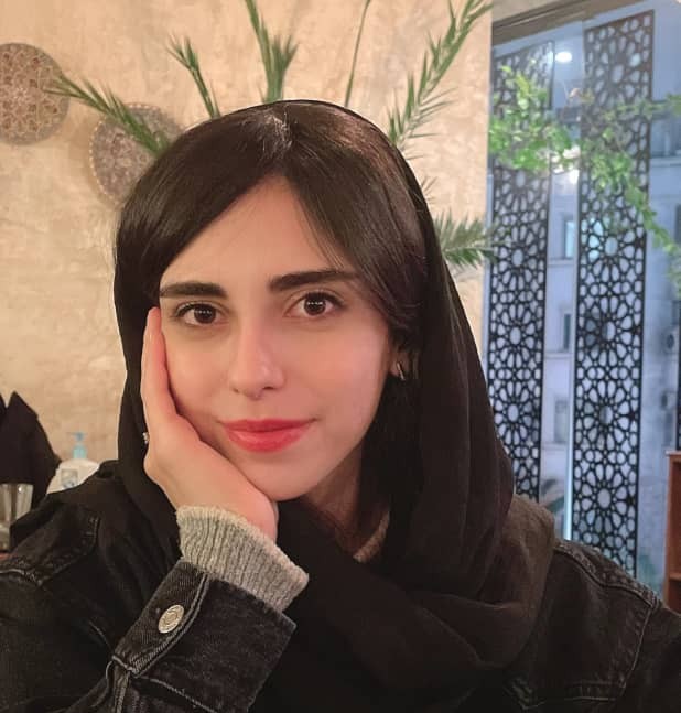 آرتچارت | آثار هنری هنرمند مهسا طریقت‌پناه