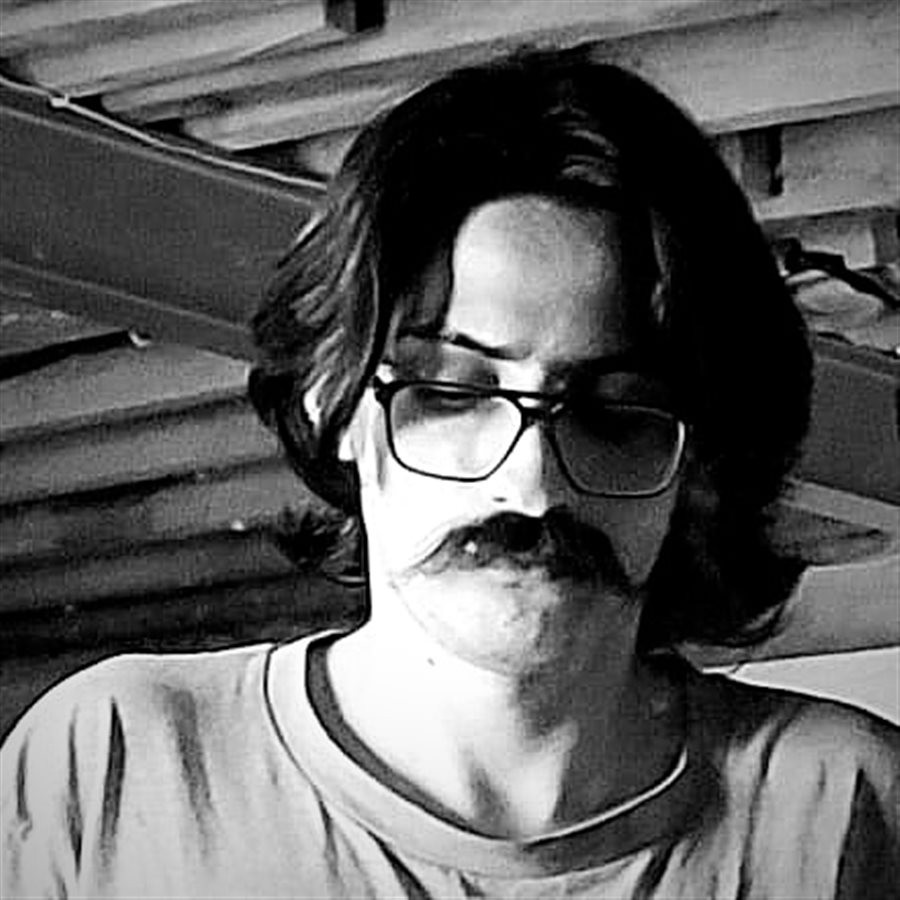 آرتچارت | آثار هنری هنرمند علیرضا قاسم‌زاده