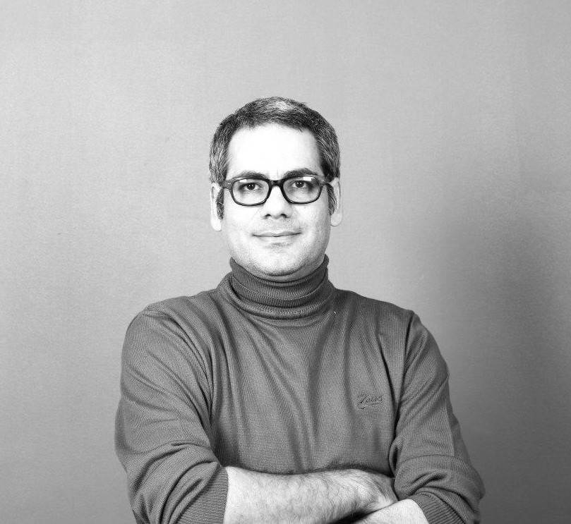 ArtChart | Artworks by Artist Omid Naghibinasab