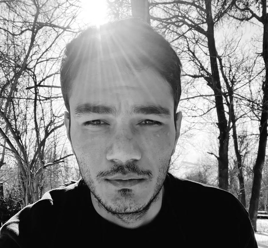 ArtChart | Artworks by Artist Elyas Ghazi